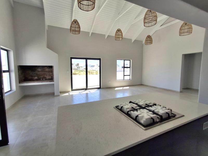 3 Bedroom Property for Sale in Britannia Bay Western Cape